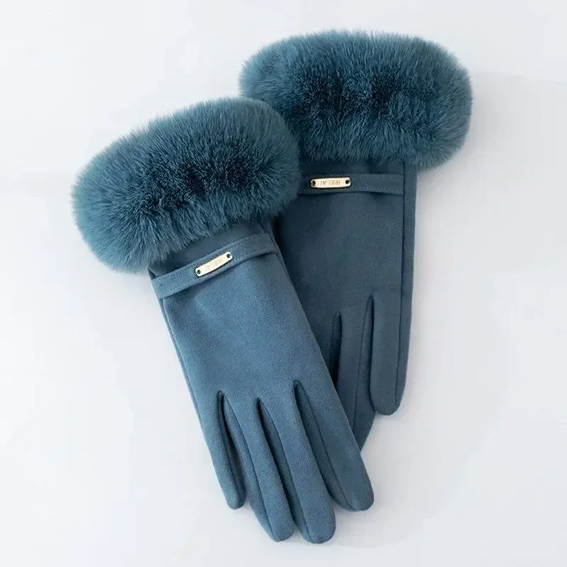 Élara Plush Cuff Winter Gloves