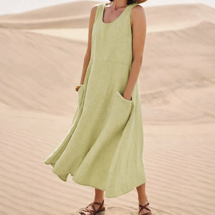 Giulia Bellini Sleeveless Midi Dress with Side Pockets