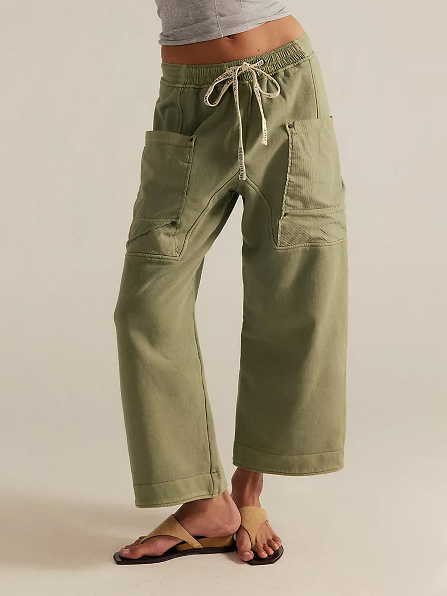 Aubrey - Women's Relaxed Cargo Pants with Rivet-Detail Pockets