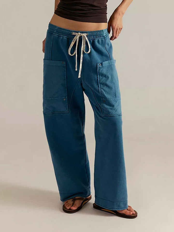 Aubrey - Women's Relaxed Cargo Pants with Rivet-Detail Pockets